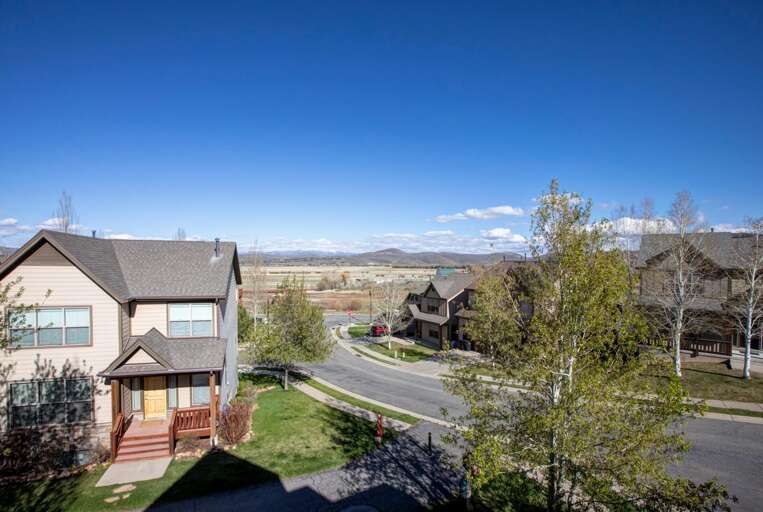 5598 Kodiak Way_006