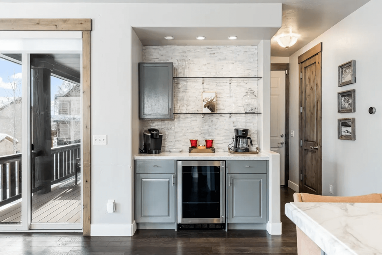 Bear Hollow Village 5598: