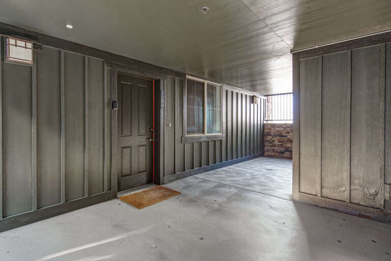 Bear Hollow Lodges 1206: Corner unit for added privacy and views