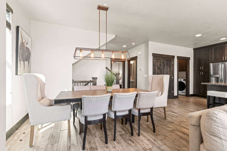 Retreat at Jordanelle 13536 Dining Table Seats 8
