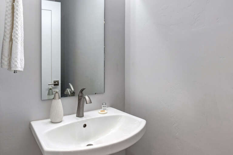 Wasatch Springs 1132: Main level half bathroom