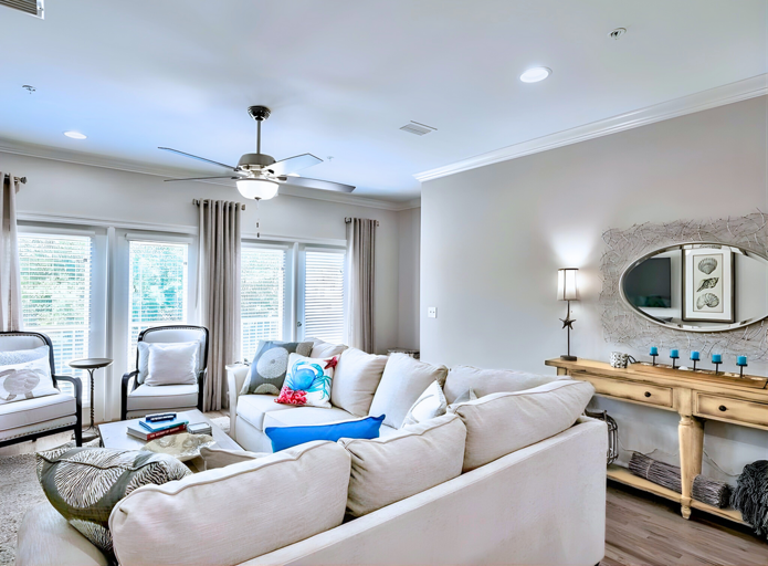 2nd Floor - 🛋️ Living Room with sectional sofa and flat-screen TV