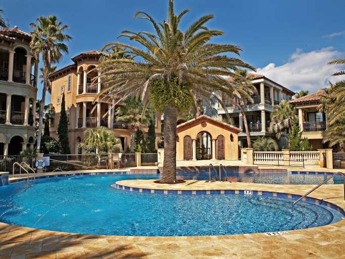 Community Lagoon Pool