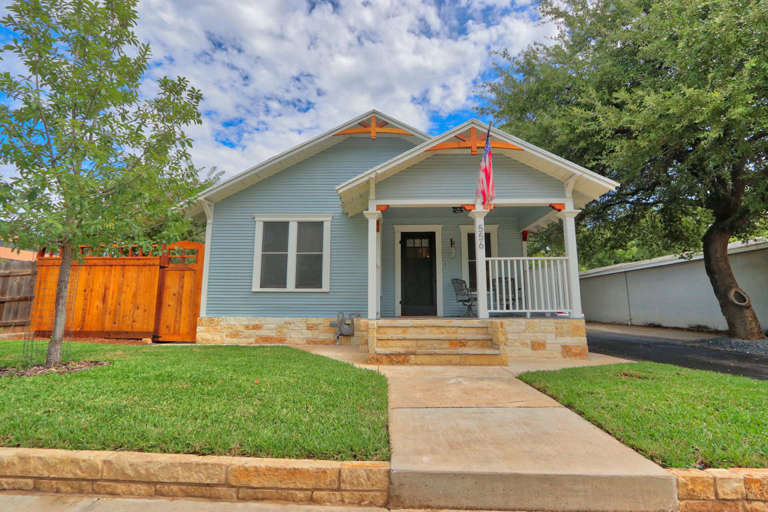 New Braunfels Farmhaus 2 Bedroom Vacation Home For Rent New Braunfels