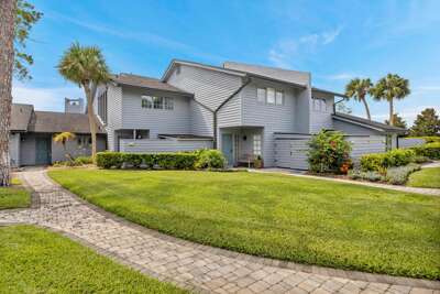 Beachy Vibes - 2BR w lake views & screened sunroom