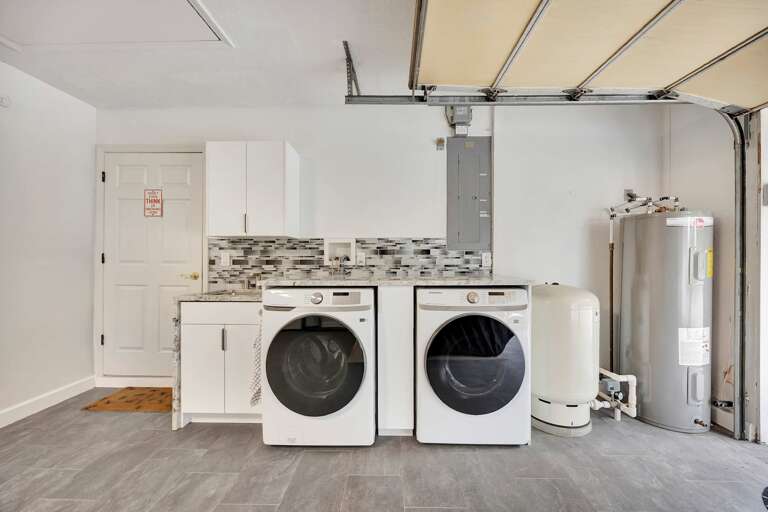 SWISS 23 - Lake Stephanie