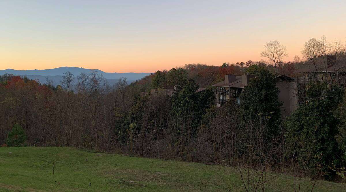 Magnolia Ridge Retreat Stylish PetFriendly Condo in Sevierville, TN