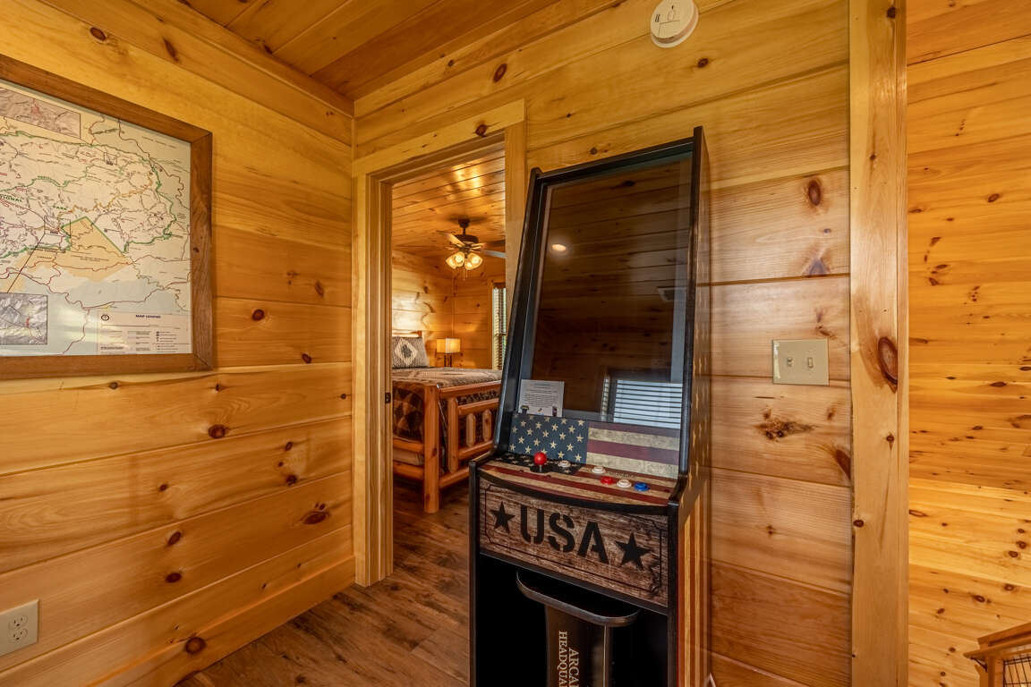 Misty Morning Meadow in Cosby, TN 2 Bedroom Cabin for 5 Guests