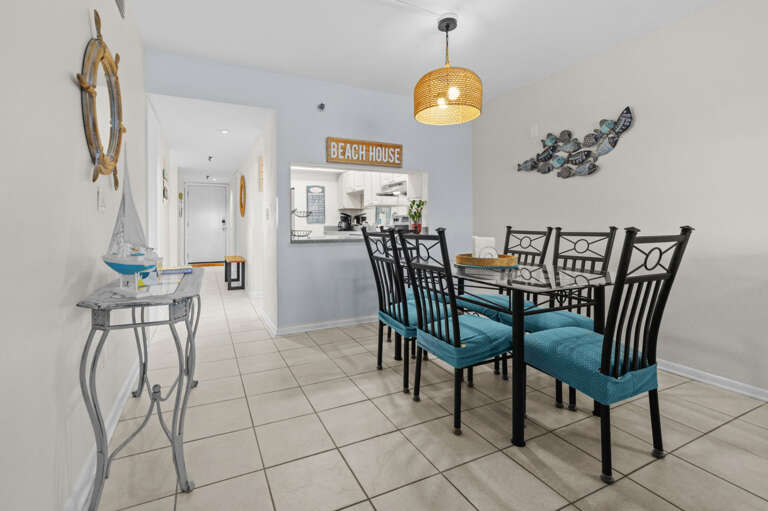 8-web-or-mls-13720 Gulf Blvd # 605-8.jpg