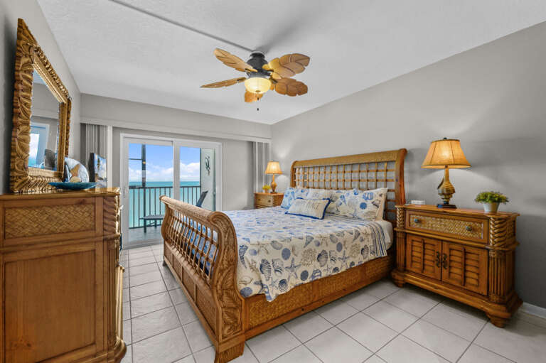 15-web-or-mls-13720 Gulf Blvd # 605-14.jpg