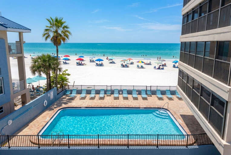 35-web-or-mls-13720 Gulf Blvd # 605-35.jpg
