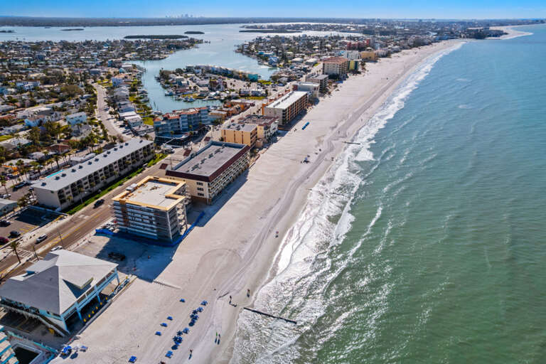 33-web-or-mls-14001 Gulf Blvd # 303-12-2.jpg