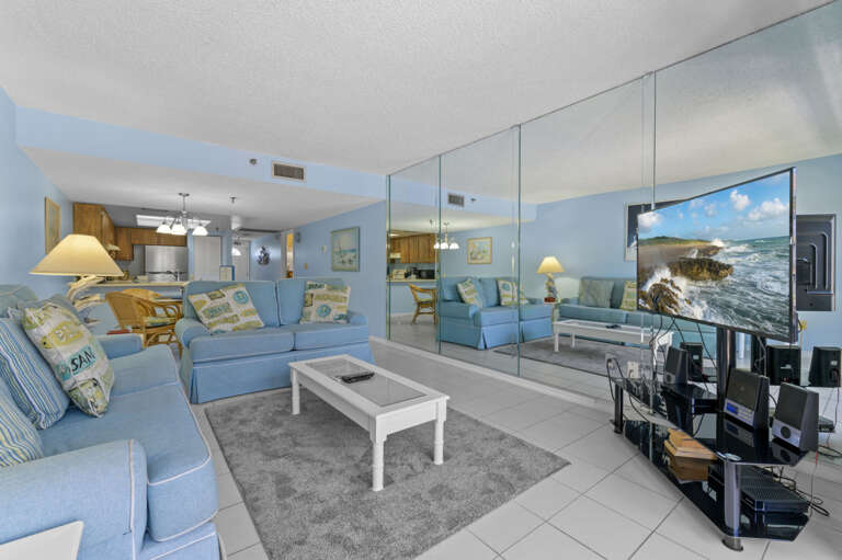 5-web-or-mls-14001 Gulf Blvd # 303-6.jpg