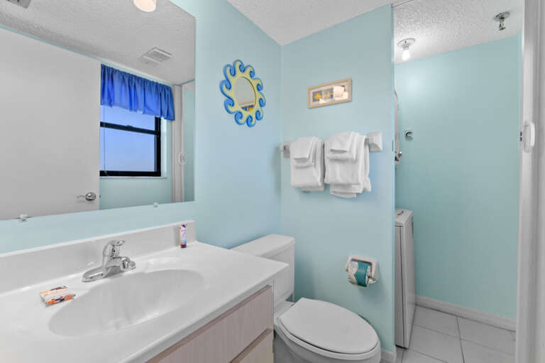 20-web-or-mls-14001 Gulf Blvd # 303-20.jpg