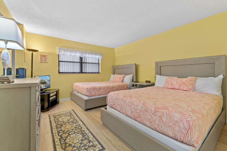 14-web-or-mls-14001 Gulf Blvd # 303-14.jpg