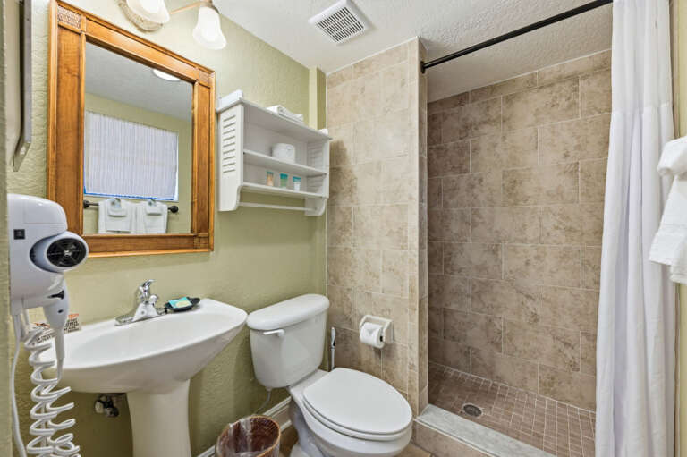 15-web-or-mls-1420 Bayshore Blvd #409-41.jpg