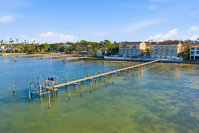 28-web-or-mls-1420 Bayshore Blvd #409-4.jpg