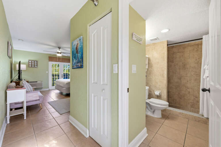 2-web-or-mls-1420 Bayshore Blvd #409-40.jpg