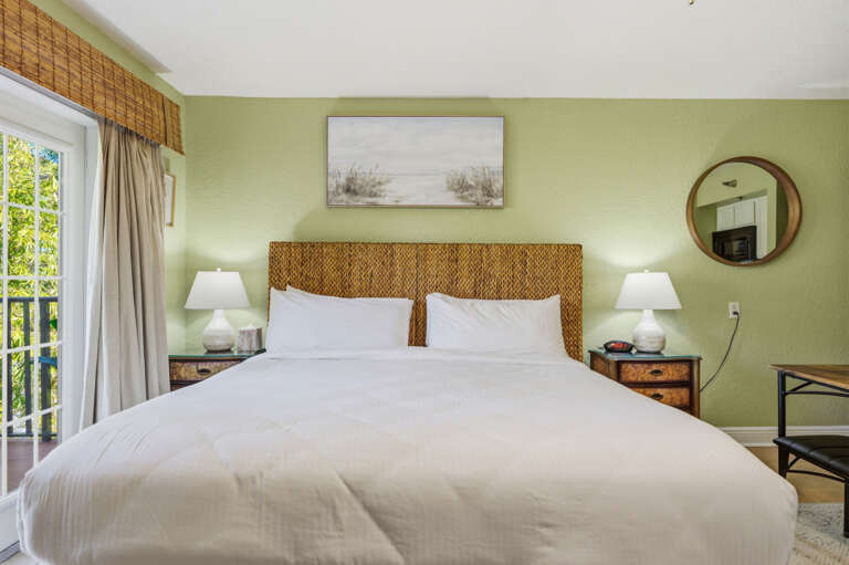 6-web-or-mls-1420 Bayshore Blvd #409-29.jpg