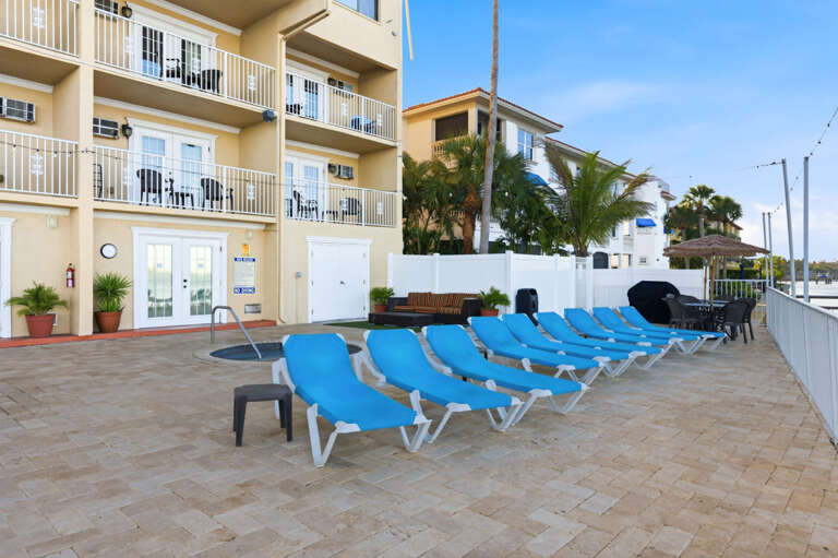 36-web-or-mls-1420 Bayshore Blvd #409-14.jpg