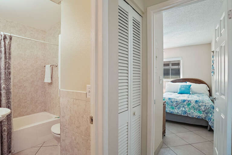30__14251_Gulf_Blvd_10_Madeira_Beach_337085