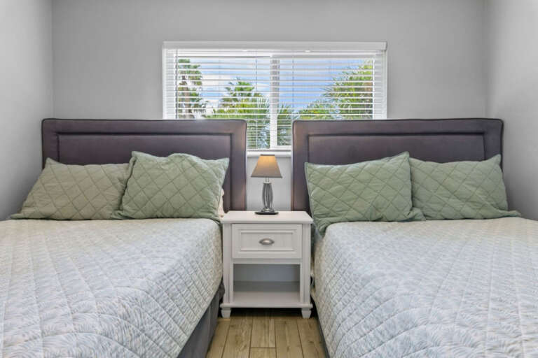 96-web-or-mls-14251 Gulf Blvd #15-1581