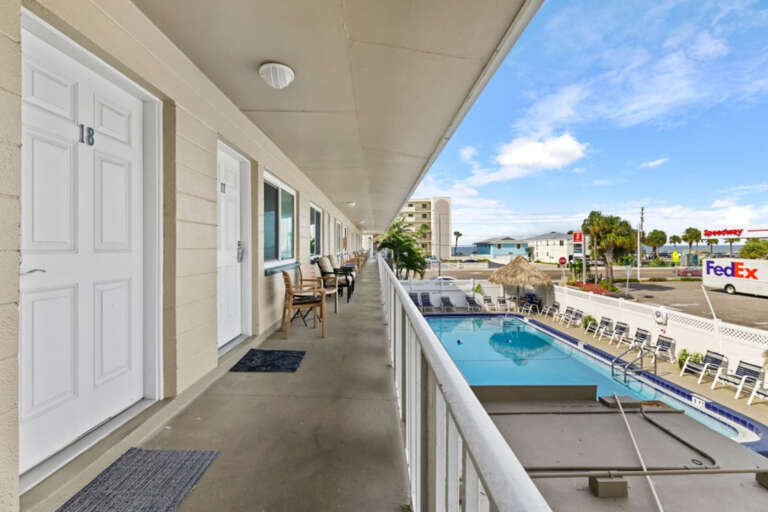 115-web-or-mls-14251 Gulf Blvd #18-2