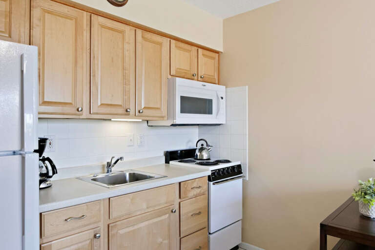 05__14251_Gulf_Blvd_195