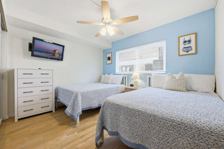 11-web-or-mls-14251 Gulf Blvd #3-8.jpg