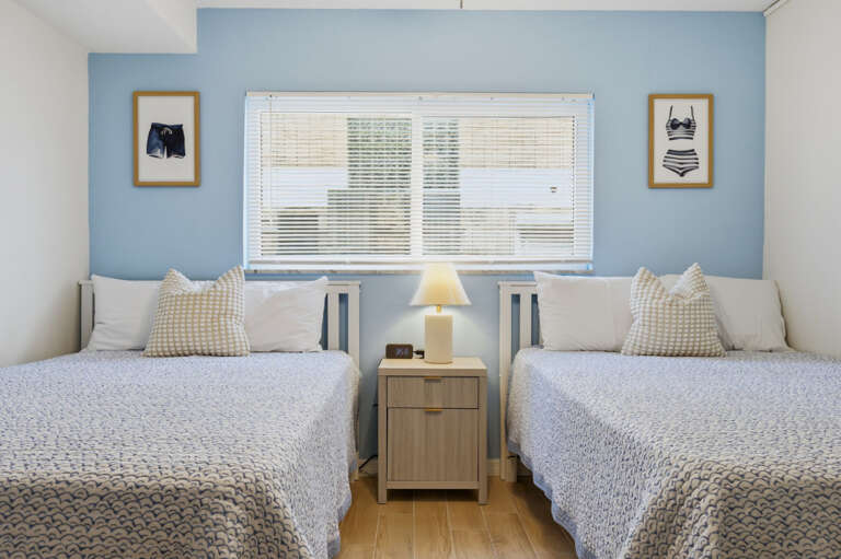 12-web-or-mls-14251 Gulf Blvd #3-13.jpg