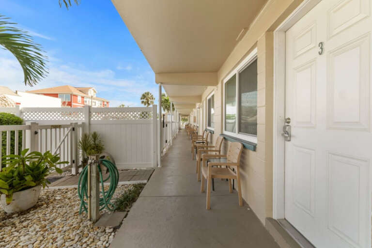 16-web-or-mls-14251 Gulf Blvd #3-1