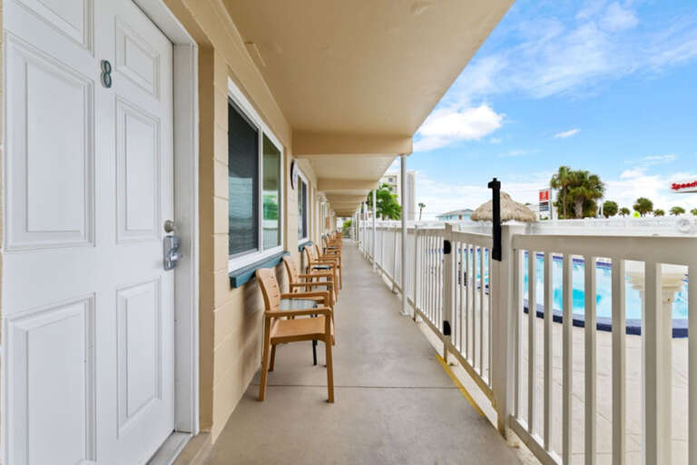 30-web-or-mls-14251 Gulf Blvd #8-1