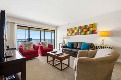 4-web-or-mls-15000 Gulf Boulevard #1107 - Interior-16.jpg