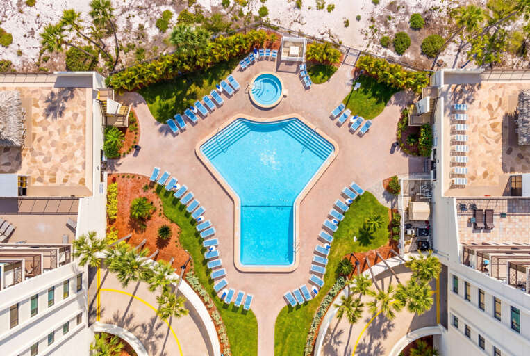 44-web-or-mls-15000 Gulf Boulevard #1107 - Exterior-10.jpg