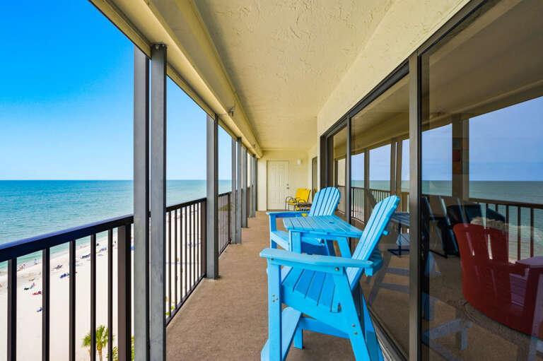 12-web-or-mls-15000 Gulf Boulevard #1107 - Interior-22.jpg
