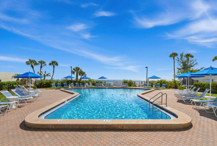 40-web-or-mls-15000 Gulf Boulevard #1107 - Exterior-1.jpg