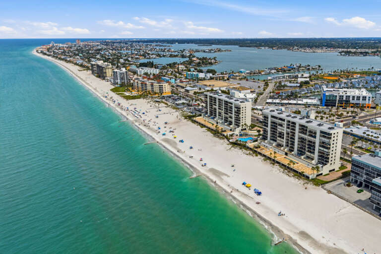 53-web-or-mls-15000 Gulf Boulevard #1107 - Exterior-14.jpg