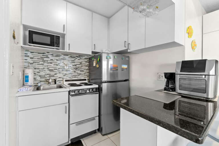 31-web-or-mls-17250 Gulf Blvd #24-2101