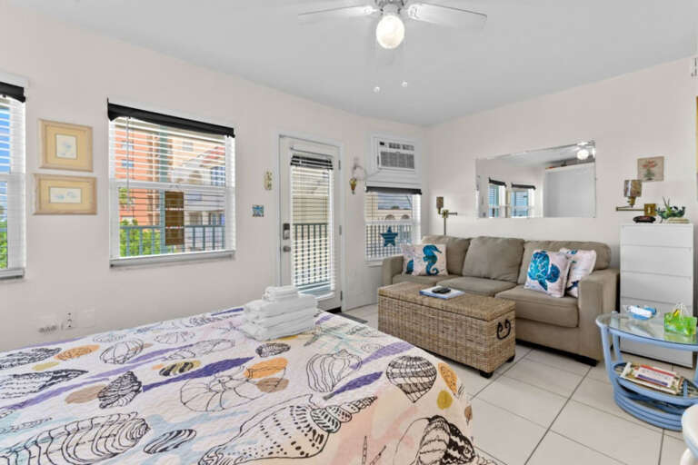 25-web-or-mls-17250 Gulf Blvd #24-2074