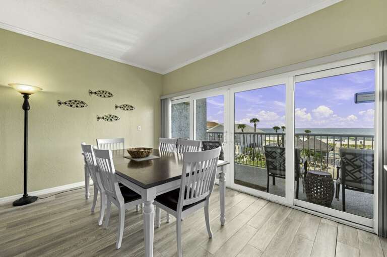6-web-or-mls-18320 Gulf Blvd, Unit 207-15-1.jpg