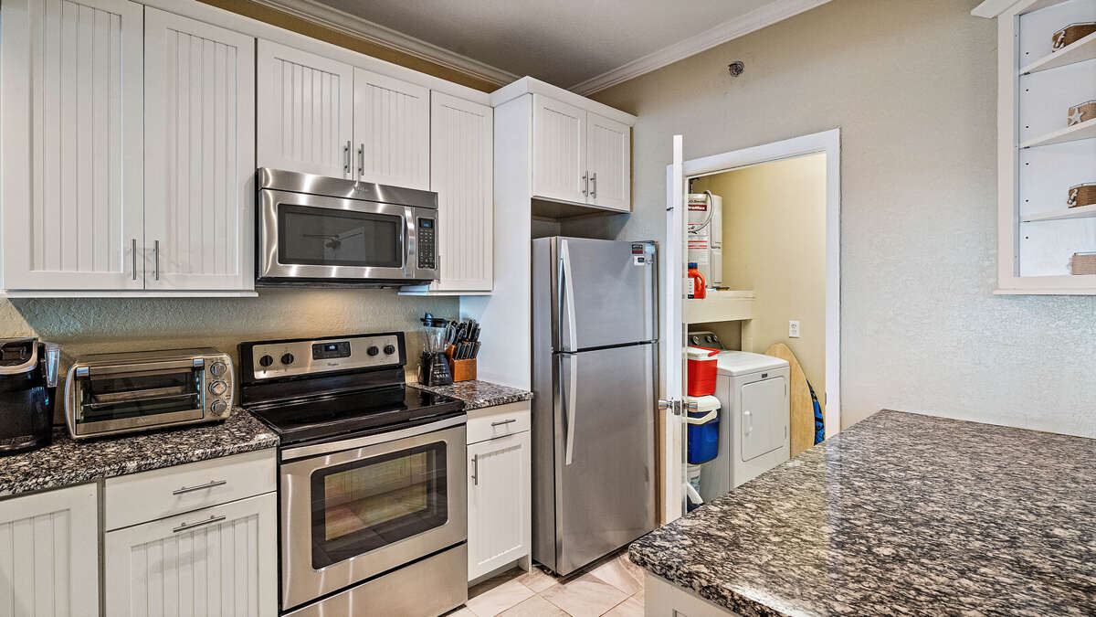 San Remo 207 Stunning 3 Bedroom Vacation Rental in Redington Shores