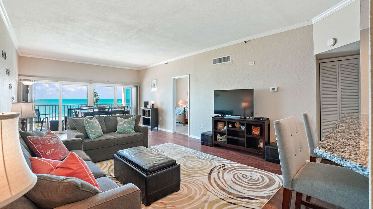 San Remo 307 Redington Shores, FL 3 Bedrooms Sleeps 8