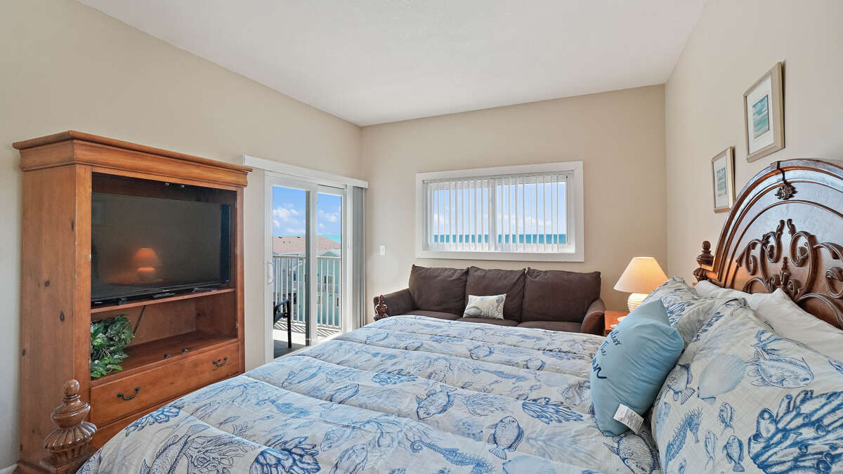 San Remo 307 Redington Shores, FL 3 Bedrooms Sleeps 8