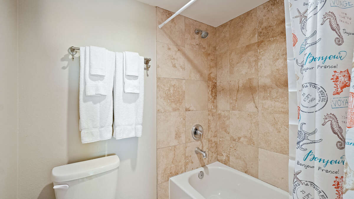 San Remo 307 Redington Shores, FL 3 Bedrooms Sleeps 8