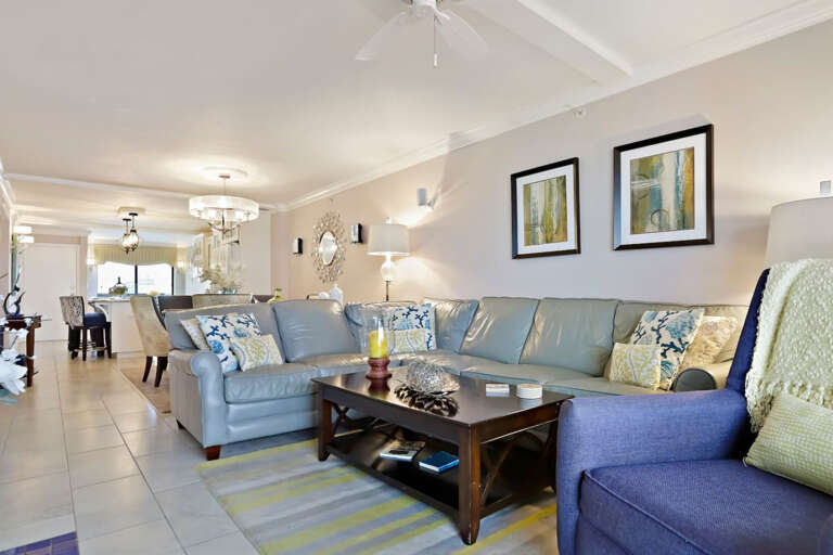 Living Area Living Area