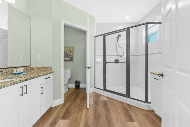 Master Bathroom Master Bathroom