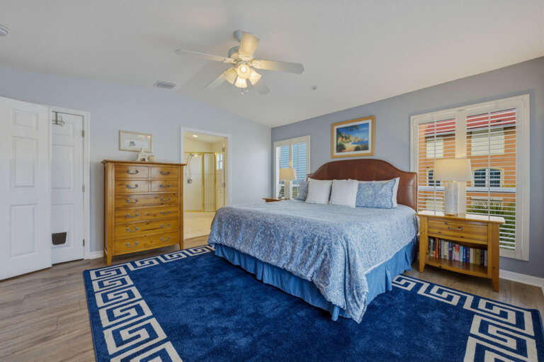 23-web-or-mls-2108 Beach Trail unit 202-29.jpg