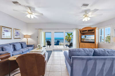 2-web-or-mls-2108 Beach Trail unit 202-18.jpg