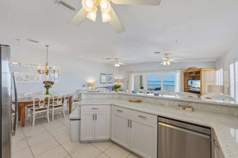 19-web-or-mls-2108 Beach Trail unit 202-46-1.jpg
