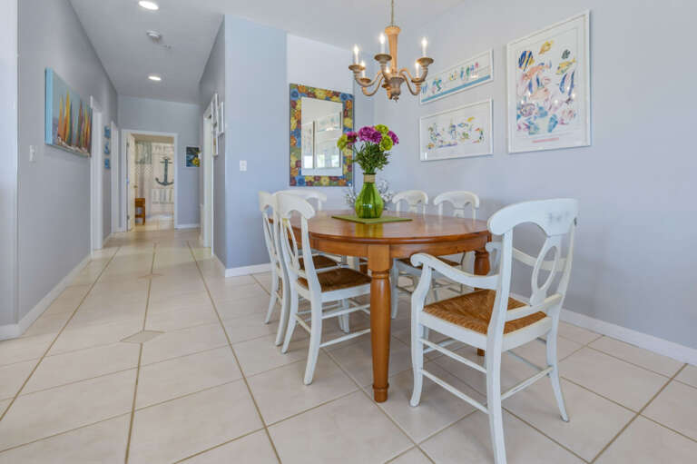 12-web-or-mls-2108 Beach Trail unit 202-40.jpg